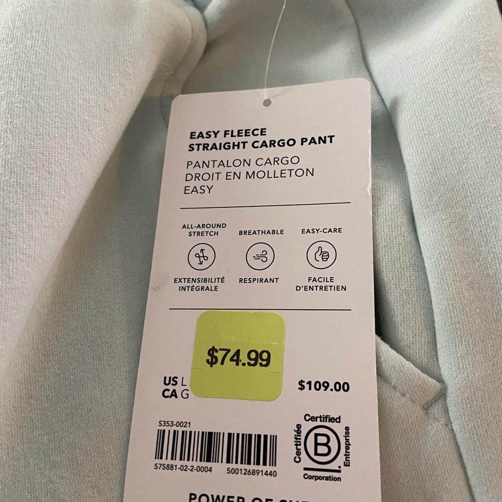 Athleta Glacier Easy Fleece Straight Cargo Pant and Easy Fleece crop. - Picture 5 of 9